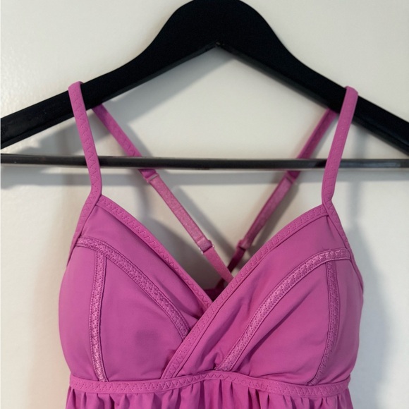 EUC LULULEMON TOP - Picture 5 of 7